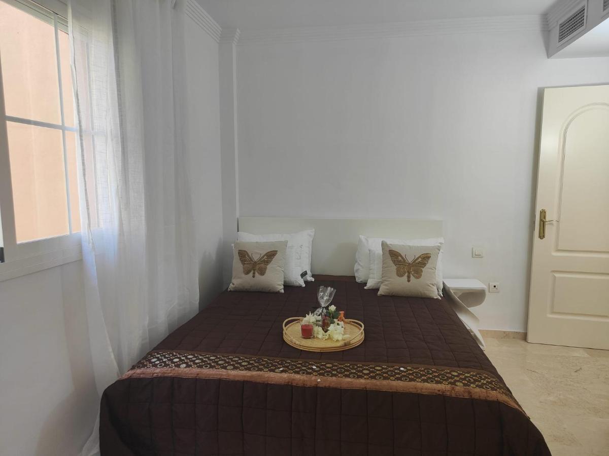 Center Beach 2 Beds Appartement Elviria Marbella Exterior foto